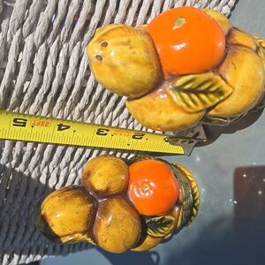 Inarco Vintage Salt & Pepper shakers Lemon Oranges Ceramic Basket